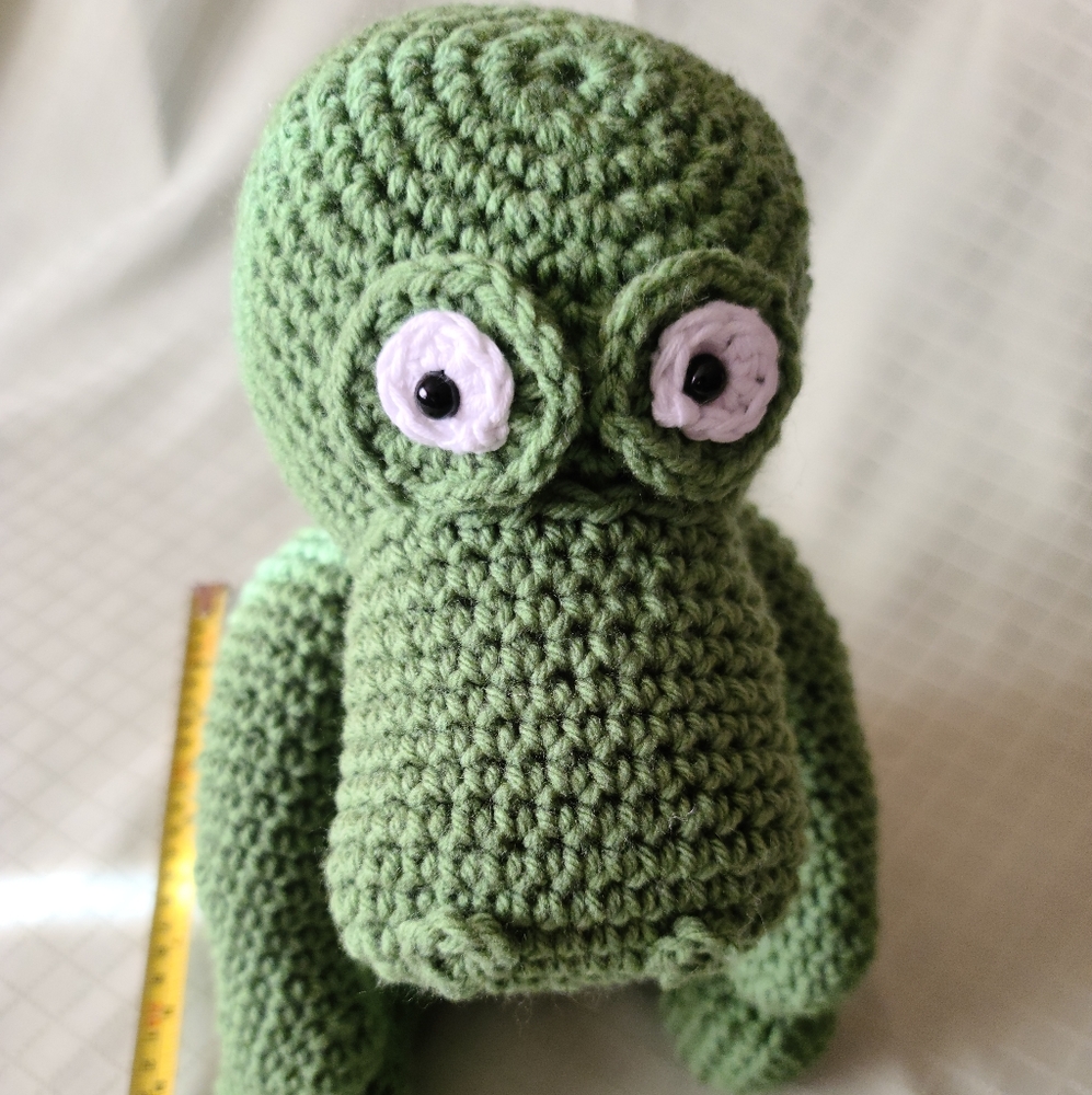Amigurumi Crochet Stuffed Animals: Dinosaur
